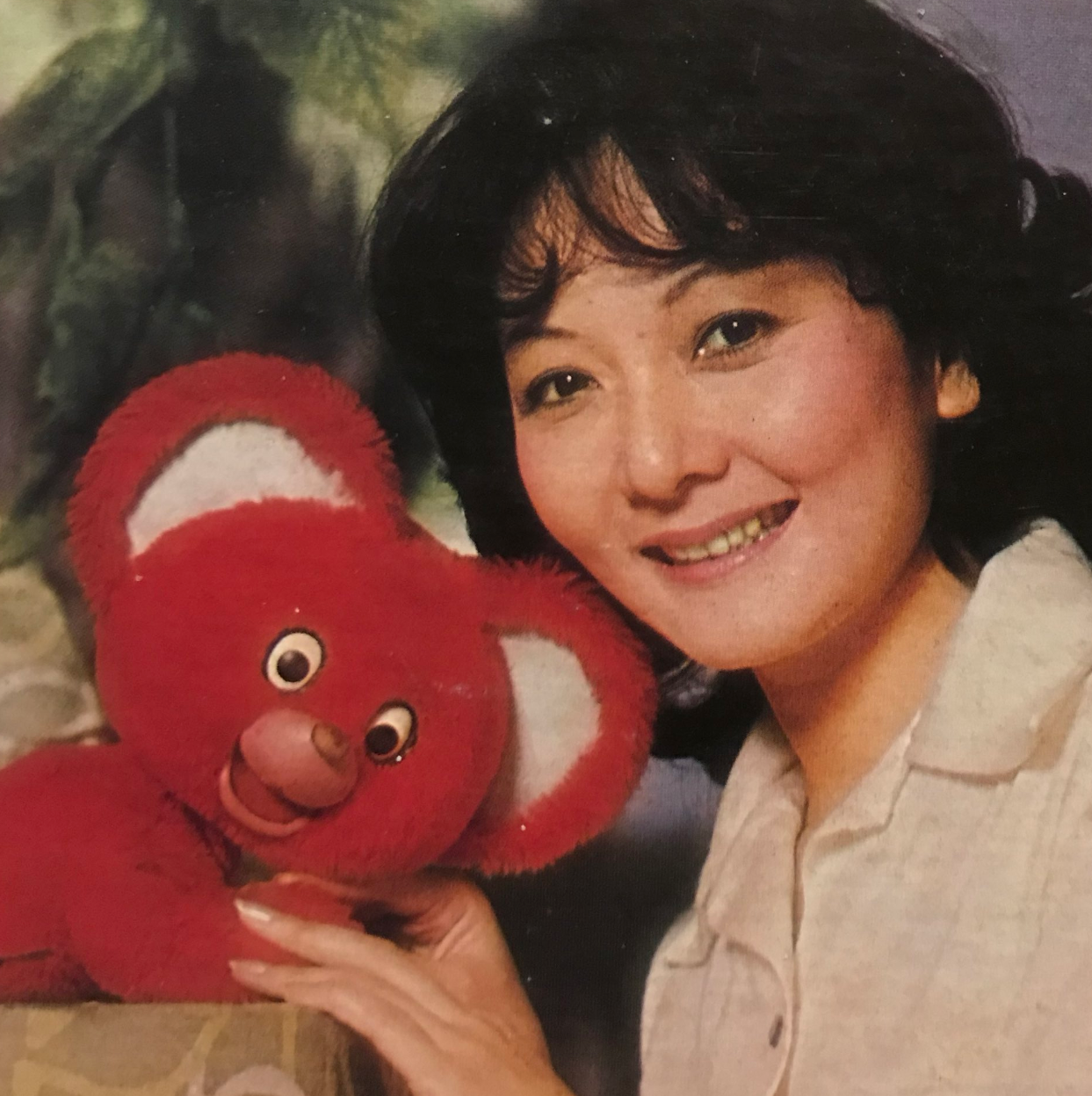 【画像10選】眞理ヨシコの若い頃から現在!うたのお姉さん卒業後は?